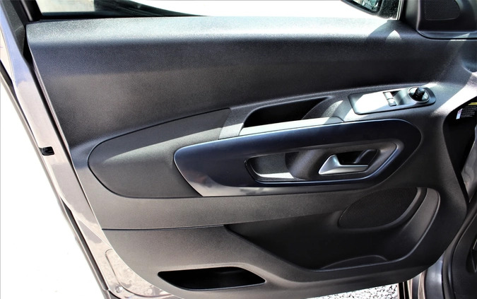Peugeot Rifter cena 97900 przebieg: 27000, rok produkcji 2021 z Czarna Woda małe 436